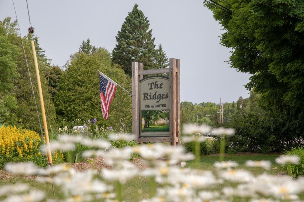 Ridges Inn & Suites Baileys Harbor Bagian luar foto