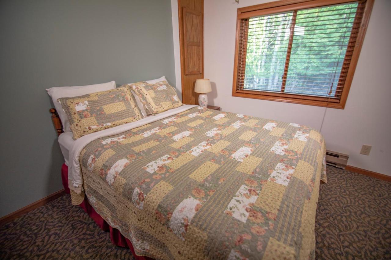 Ridges Inn & Suites Baileys Harbor Bagian luar foto